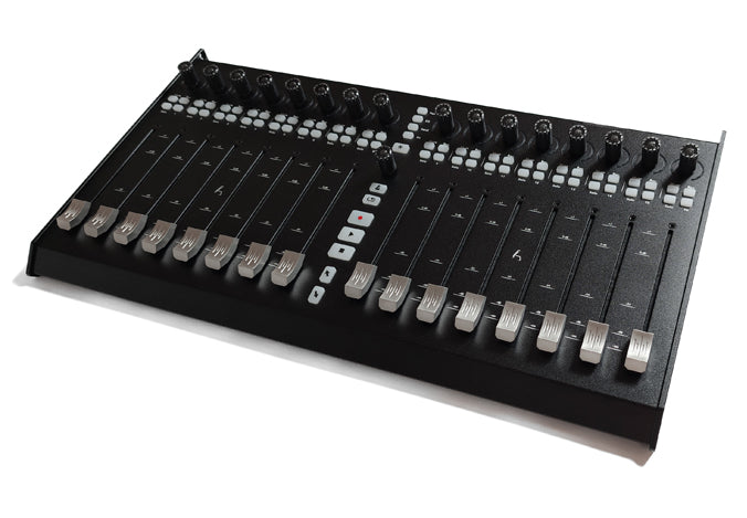 D700 Rack